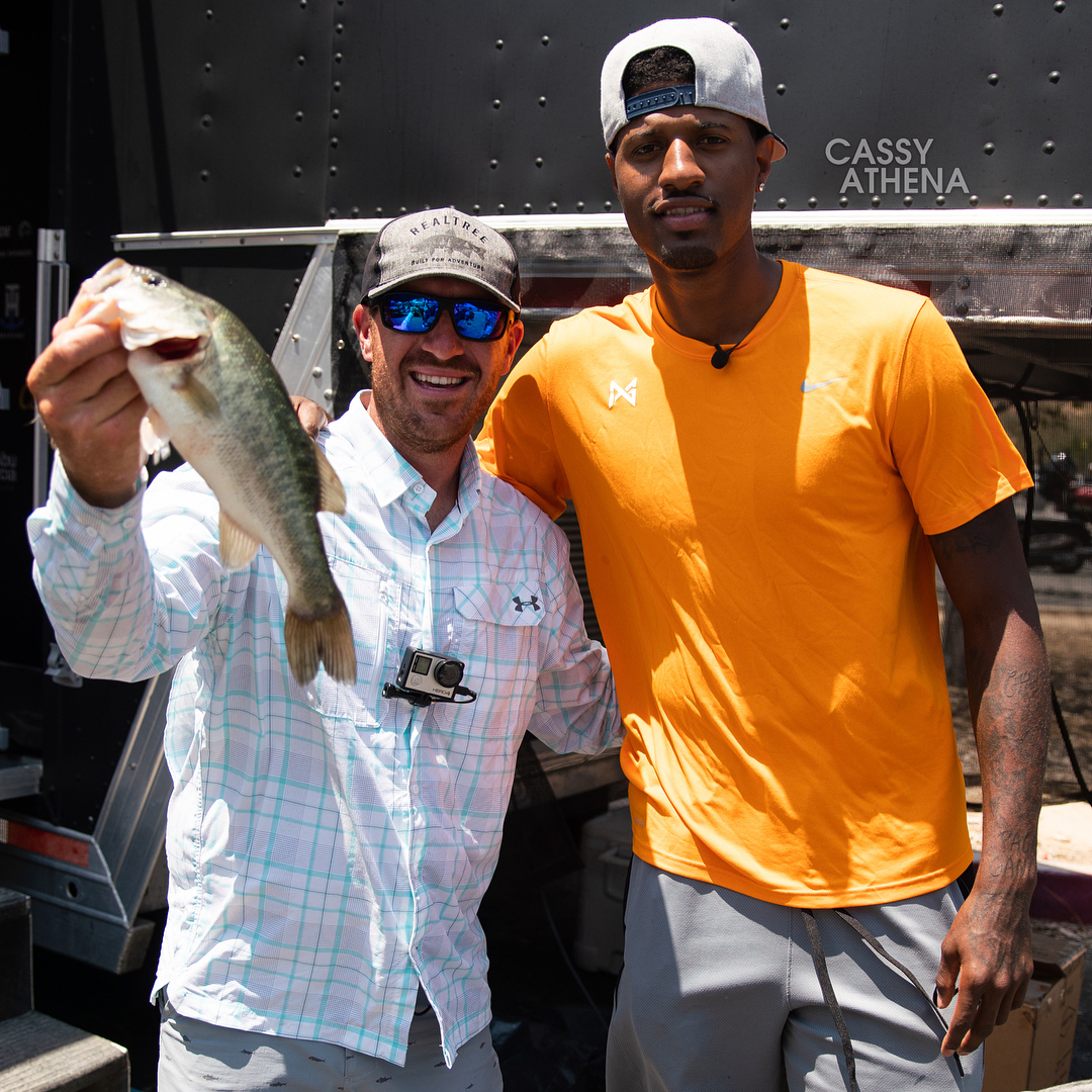 上演大四喜斩获金靴，法比奥当选中超官方第30轮最佳球员（法比奥独中四元加冕金靴，荣膺中超第30轮官方最佳球员）