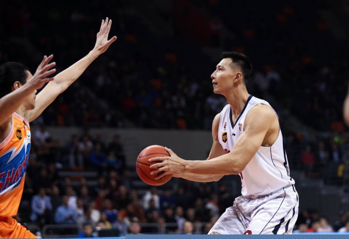 对阵阿贾克斯总赢球？穆帅：当时皇马明显更强，这是赢球的原因（屡胜阿贾克斯缘何？穆帅：当年皇马实力更胜一筹）