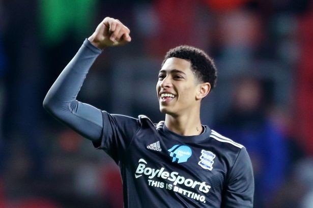 大幅超预期！2025NBA选秀，杨瀚森第16顺位被选中（远超预期！杨瀚森在2025年NBA选秀以第16顺位被摘下）