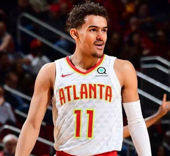 76人双星组合渐入佳境（76人双核默契渐成）