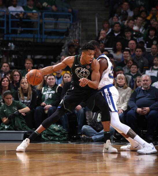 王钰栋新经纪公司：曾代理莱万、拜尔，旗下球员多在德国、瑞士踢球（王钰栋签约新经纪公司：曾代理莱万、拜尔，客户多在德国与瑞士联赛效力）