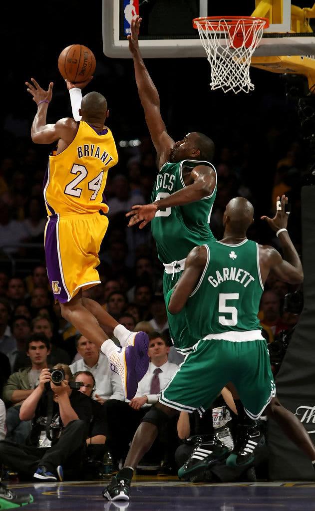 尽力了！布伦森21中12空砍33分11助攻（无奈失利！布伦森21投12中砍下33分11助仍难救主）