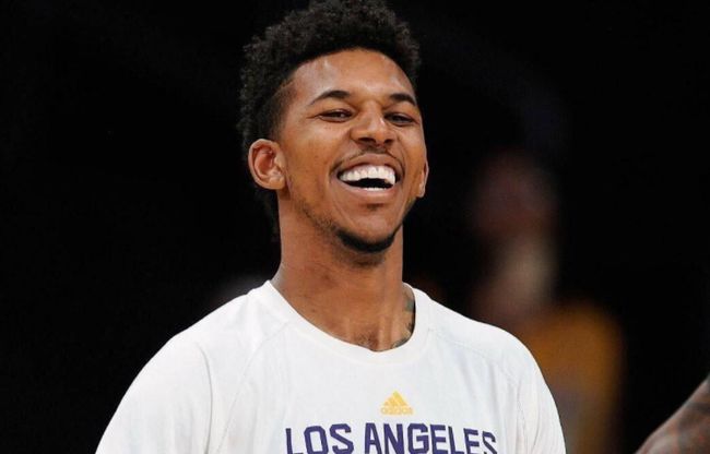 北青：多地表达过愿意办U20亚洲杯；国足原本10月在杭州集训（北青：多地愿承办U20亚洲杯，国足原定10月在杭州集训）