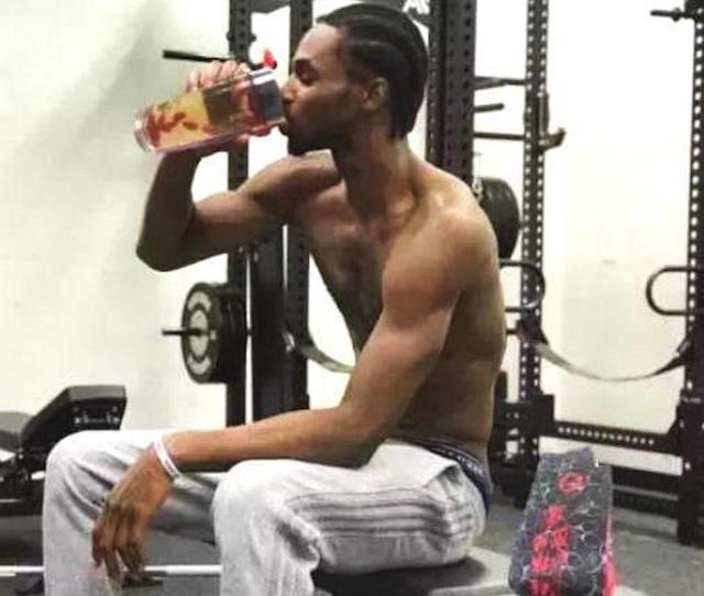 美高常规赛-郇斯枫全场2投2中得到4分4板2助 球队2分险胜对手（美高常规赛：郇斯枫2投全中拿下4分4篮板2助攻，球队两分险胜对手）