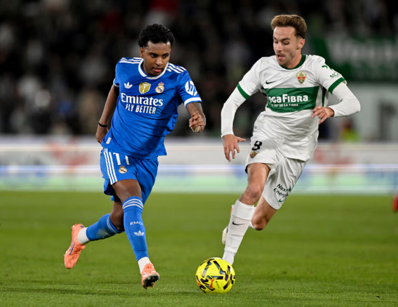 4场贡献3粒进球！官方：瓦尔迪当选意甲11月最佳球员（四战斩三球，官方宣布：瓦尔迪荣膺意甲11月最佳球员）