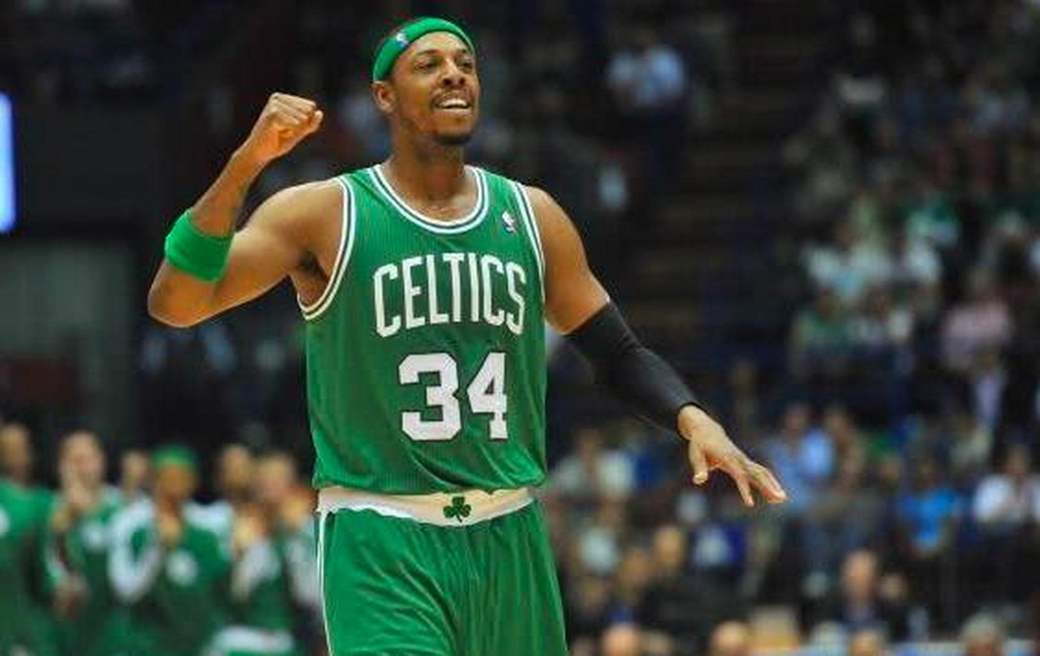 博主：国安已与范双杰续约2年，与曹永竞去年年底已续约（据博主透露，国安与范双杰续约两年，曹永竞已于去年年底完成续约）