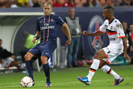 红军旧将：我现在情绪无比低落，赢皇马和维拉是虚假的曙光（红军旧将：情绪跌至谷底，击败皇马与维拉不过虚幻的希望）