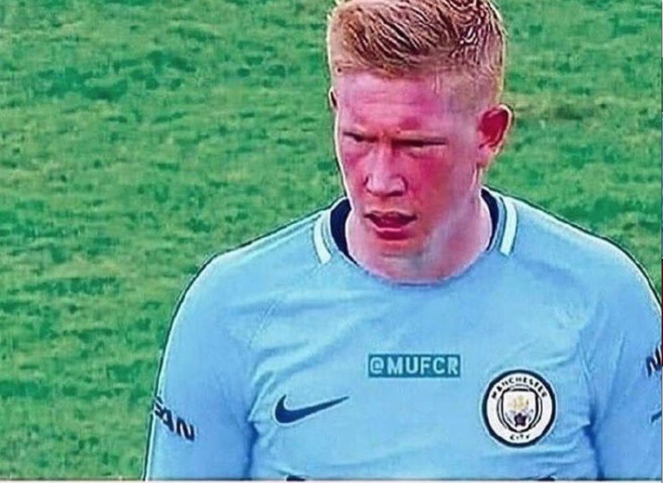 欧联2-1，54岁埃梅里率队2连胜，26岁荷兰悍将梅开二度（欧联2-1！54岁埃梅里率队豪取两连胜，26岁荷兰悍将独中两元）