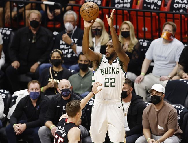 英超三强本轮欧冠比赛日小结English tea...（英超三强欧冠本轮综述：英伦茶叙）