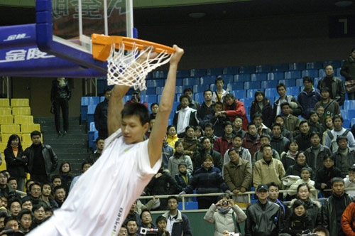 墨西哥世界杯球场附近惊现456袋人体残骸（墨西哥世界杯球场周边发现456袋人体遗骸）