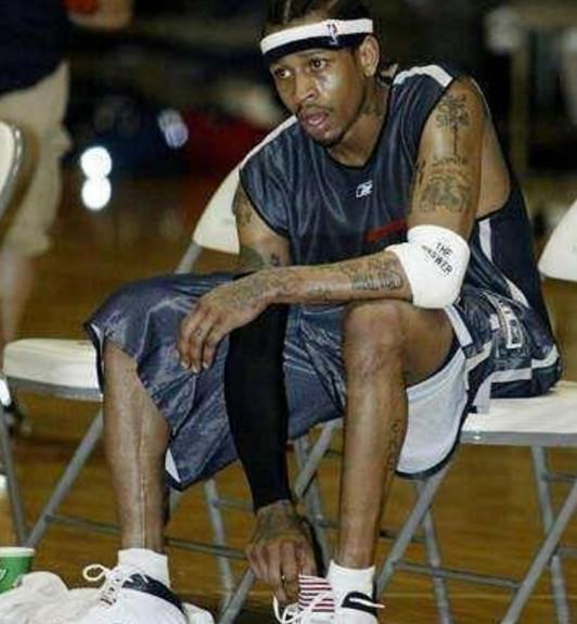 鹈鹕内外开花高效取胜（鹈鹕内外兼修高效取胜）