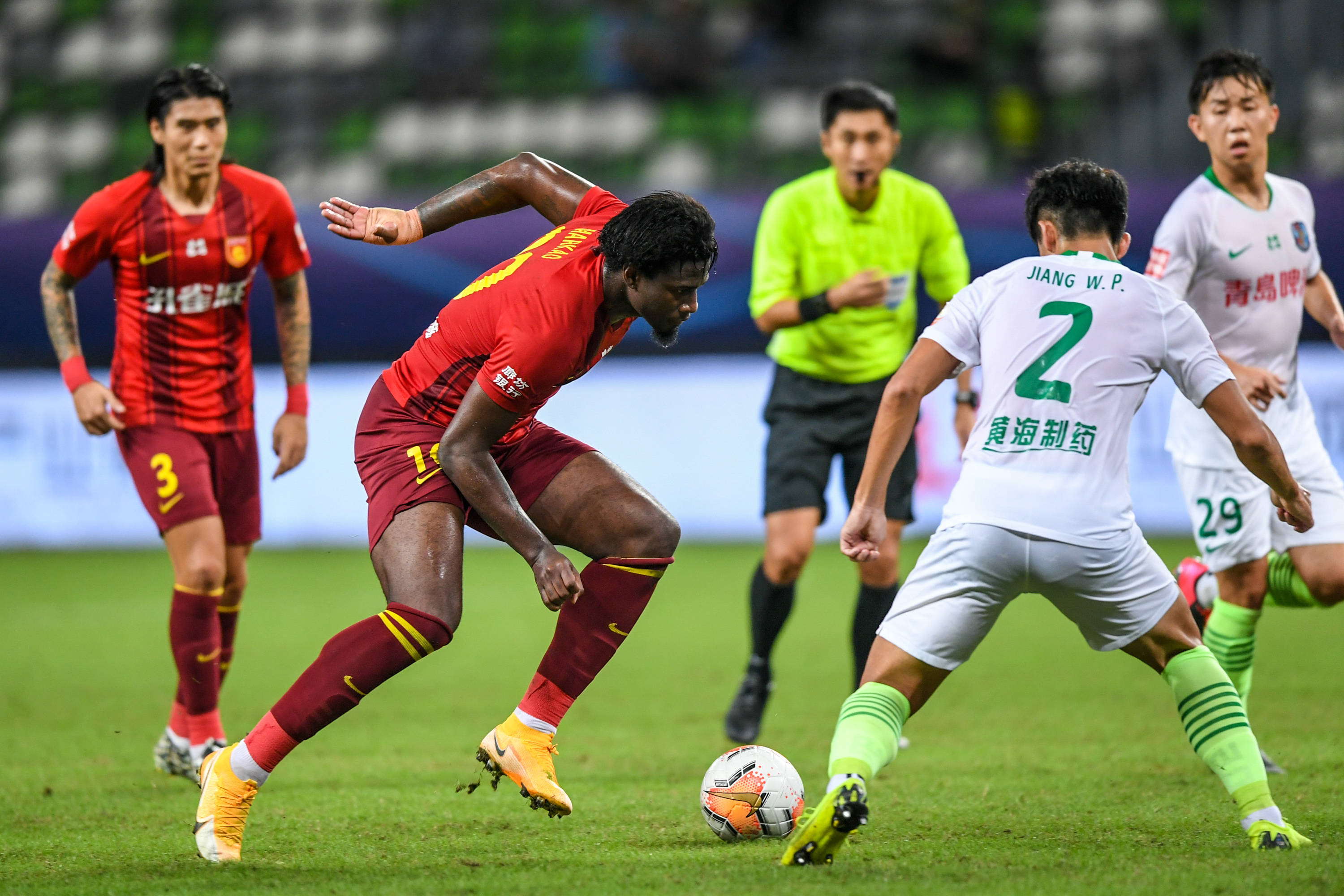 断层领先，2023年以来麦克托米奈为苏格兰打进12球（遥遥领先：自2023年至今，麦克托米奈已为苏格兰攻入12球）