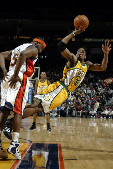 布兰科：我从未考虑过重返皇马这个问题，我也未曾再想过回去（布兰科：从未考虑回归皇马，也不再想回去）