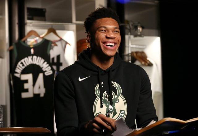 德转列土耳其球员历史身价榜：居莱尔9000万欧元高居第一（德转发布土耳其球员历史身价榜：居莱尔以9000万欧居首）